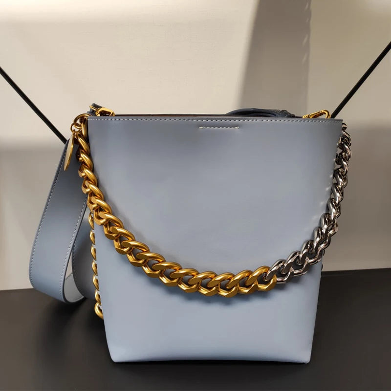 New Women's Bucket Bag Luxury Shoulder Bag High Quality Handbag Fashion Women's Bag Thick Chain Party Bag Wallet